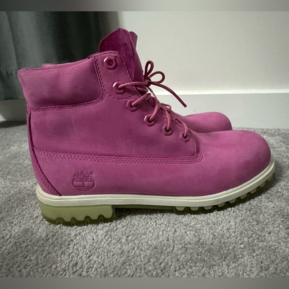 Timberland Woman’s Waterproof Boots - Size 7 - Picture 5 of 7